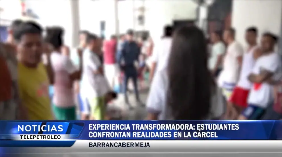 Estudiantes viven el ingreso a una cárcel