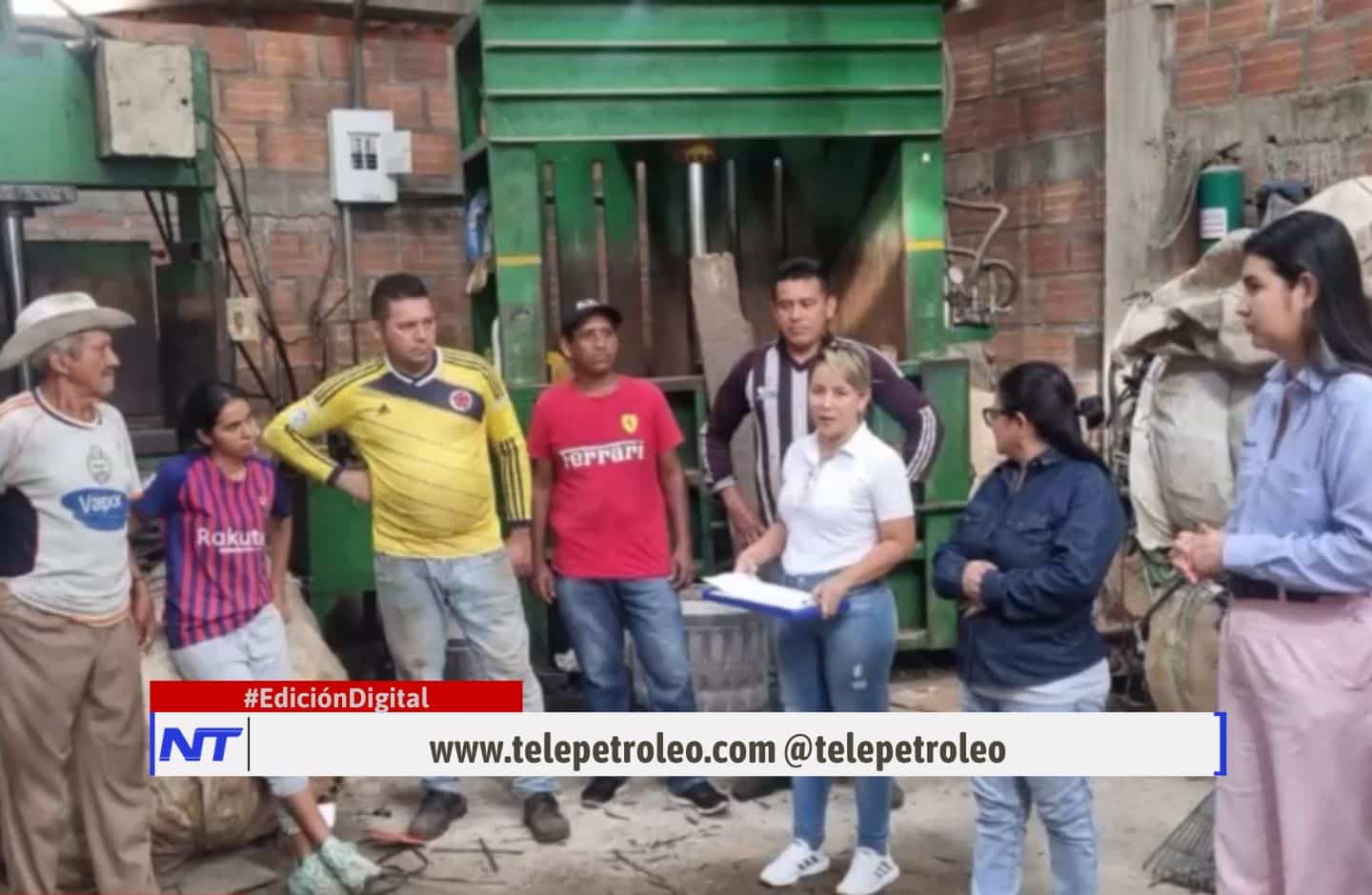 capacitación sobre reciclaje en Barrancabermeja, programa de reciclaje en Barrancabermeja, capacitación ambiental en Barrancabermeja, sensibilización sobre reciclaje, recicladores en Barrancabermeja, cuidado del medio ambiente en Barrancabermeja, proyecto Educando Ando, gestión de residuos en Barrancabermeja, charlas sobre reciclaje, asociaciones de reciclaje en Barrancabermeja.