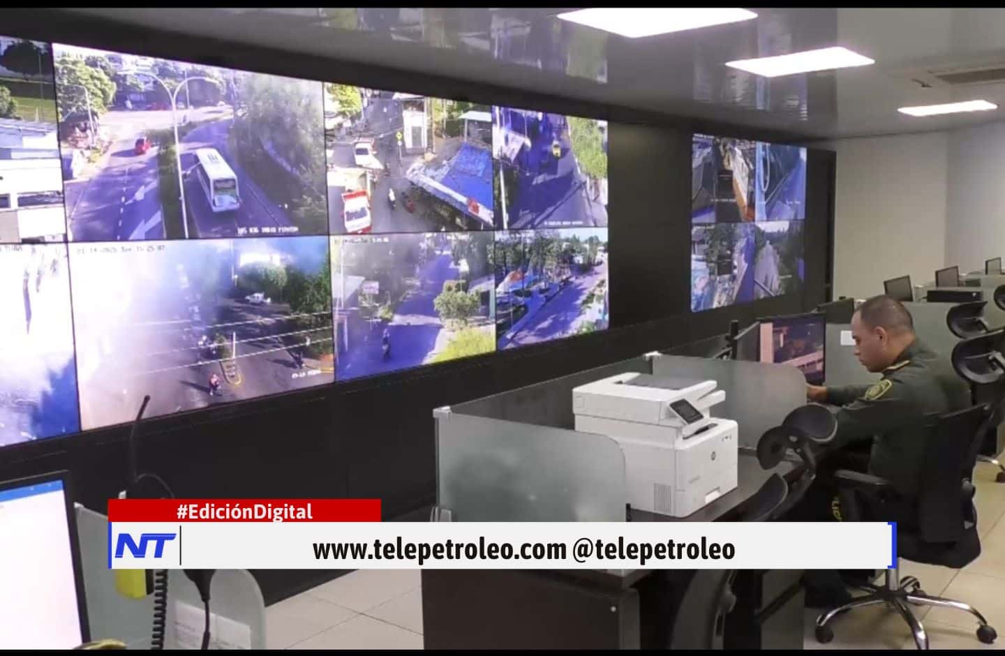 instalación de cámaras de biovigilancia en Barrancabermeja, cámaras de seguridad en Barrancabermeja, sistema de videovigilancia urbana, monitoreo policial en tiempo real, seguridad ciudadana en Barrancabermeja, botones de pánico para taxis, vigilancia con tecnología avanzada, barrios seguros Barrancabermeja, prevención del delito con cámaras, infraestructura de vigilancia urbana