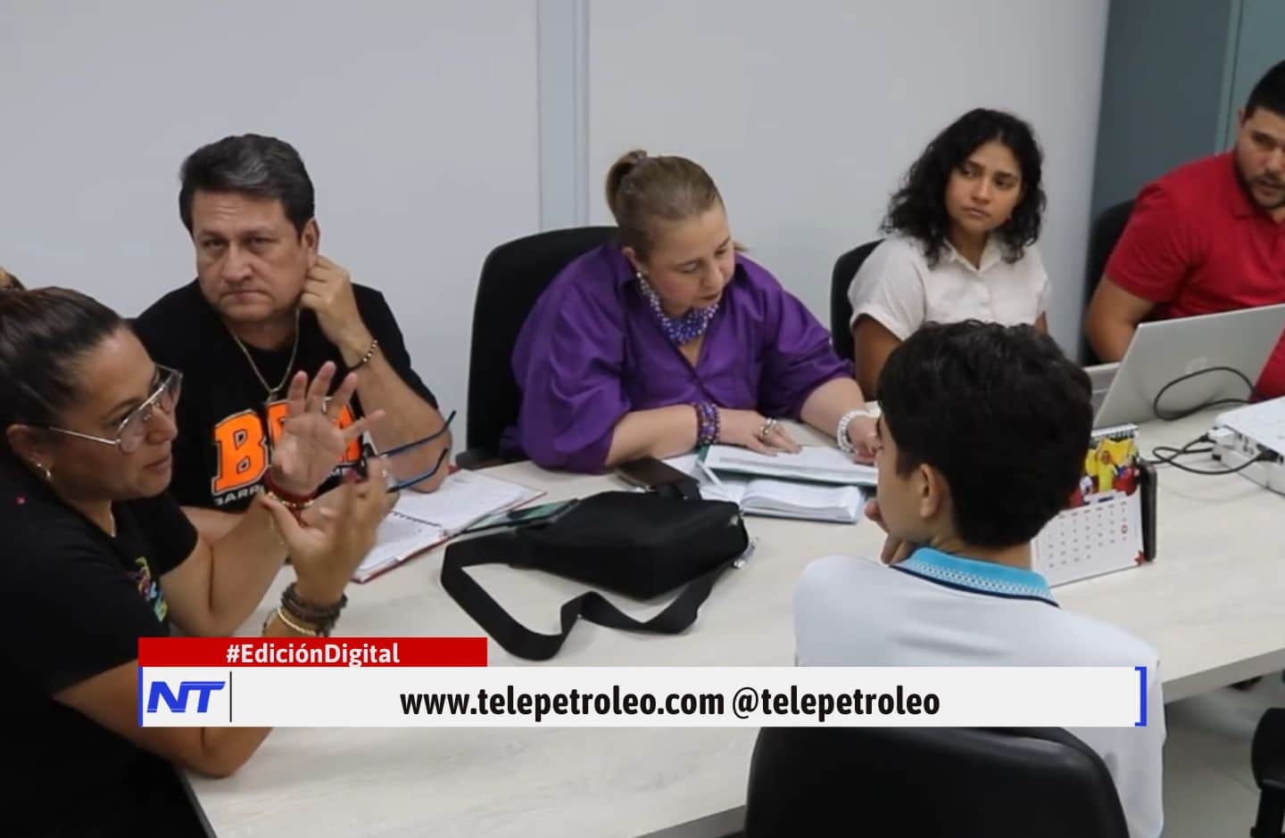infraestructura educativa en Barrancabermeja, inversión en colegios de Barrancabermeja, Secretaría de Educación Barrancabermeja, obras educativas en Barrancabermeja, mejora de escuelas públicas, fondos para infraestructura educativa, proyectos educativos Barrancabermeja, modernización escolar en Barrancabermeja, comunidades educativas Barrancabermeja, recursos para instituciones educativas