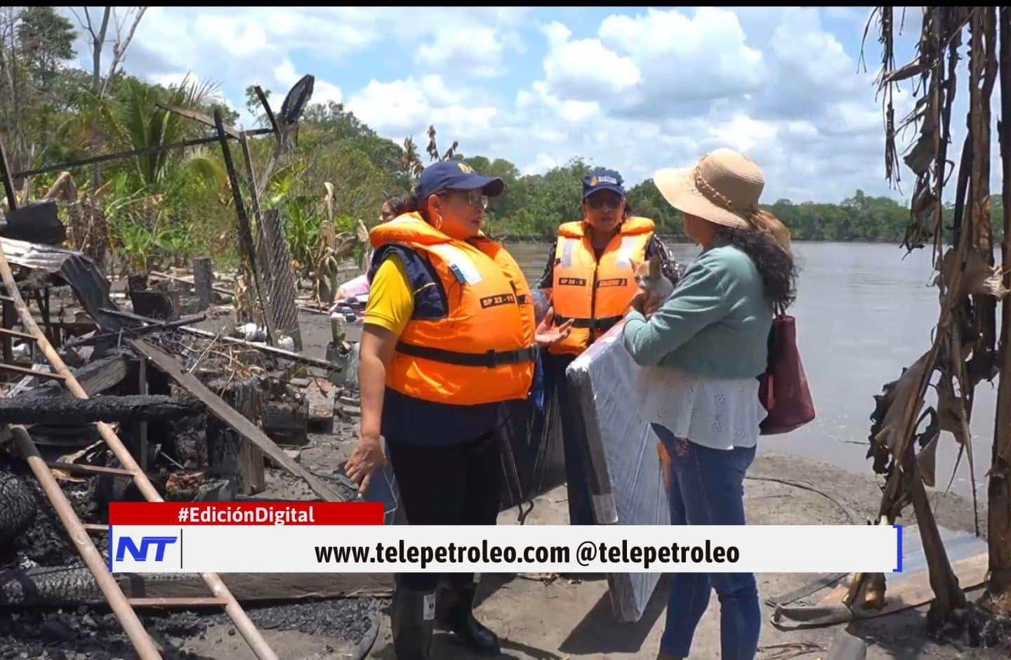 ayudas humanitarias en Barrancabermeja, entrega de ayudas en Barrancabermeja, gestión del riesgo en Barrancabermeja, apoyo a familias damnificadas, kits alimentarios en Barrancabermeja, emergencias en Barrancabermeja, solidaridad en Barrancabermeja, ayudas por incendios en Barrancabermeja, apoyo institucional en Barrancabermeja, comunidad afectada en Barrancabermeja