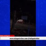 avistamiento de hipopótamo en Barrancabermeja, hipopótamo en Barrancabermeja, hipopótamo en zona rural, hipopótamos en el Magdalena Medio, presencia de hipopótamos en Colombia, hipopótamo fuera de su hábitat, hipopótamo en carretera veredal, hipopótamo en río Magdalena, alerta por hipopótamos en Barrancabermeja, hipopótamo salvaje en Colombia