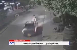 accidente de dos jóvenes en Barrancabermeja, accidente de tránsito en Barrancabermeja, jóvenes heridas en accidente de moto, camioneta involucrada en accidente Barrancabermeja, estudiante herida en Barrancabermeja, cirugía reconstructiva tras accidente, búsqueda de conductor responsable, cámaras de seguridad accidente Barrancabermeja, motociclista lesionada en Barrancabermeja, familias exigen justicia por accidente, choque entre camioneta y motocicleta.
